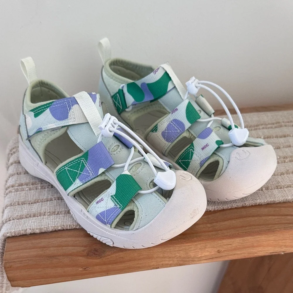 Happy NocNoc Hiking Free Summer Sandals